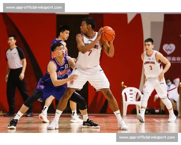 山西男篮锋线补强陷僵局！瞄准祝铭震 邹阳，潘江战术升级能否破局？