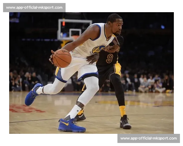 杜兰特实战必修课：从变向到终结的致命细节