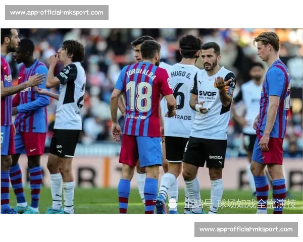 莫雷托：帕尔特伊离队倒计时，阿森纳续约谈判触礁，巴萨沙特竞逐自由身