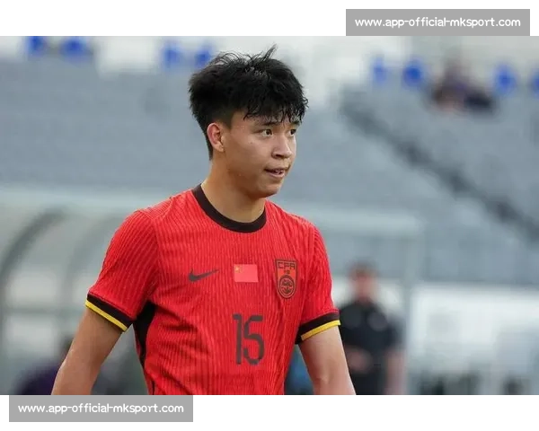 黄希扬点赞国足新星：王钰栋们的未来值得期待