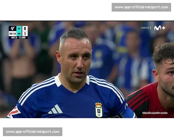 断腱之痛难挡热爱：39 岁老将卡索拉续写绿茵传奇