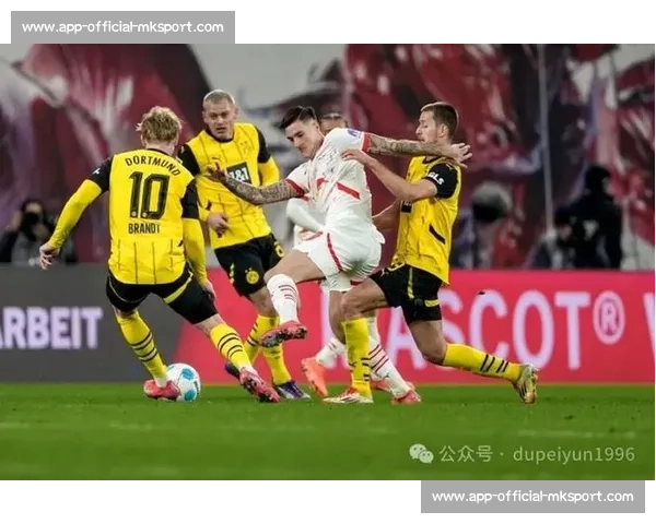 阿根廷铁哨特略执法世俱杯焦点战：多特蒙德对阵蒙特雷