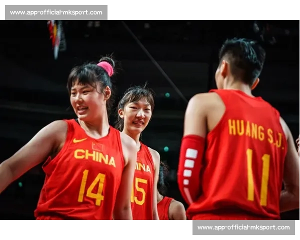 女篮 67 分大胜夜却迎致命打击!李梦退出 + 李月汝留美,亚洲杯双核缺席 女篮 67 分大胜夜却迎致命打击!李梦退出 + 李月汝留美,亚洲杯双核缺席