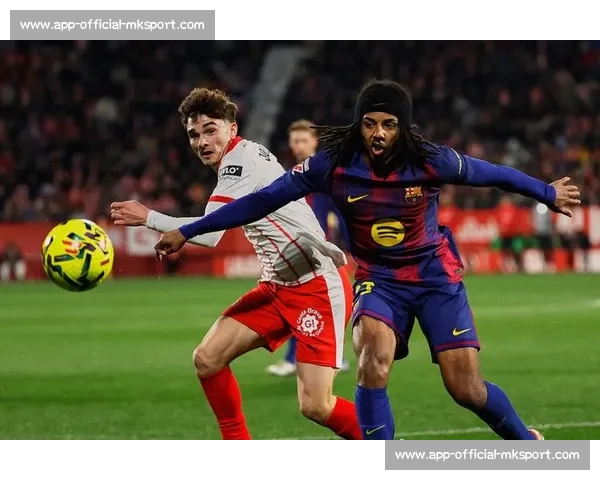 巴萨转会博弈：利物浦强硬与战术适配的双重挑战