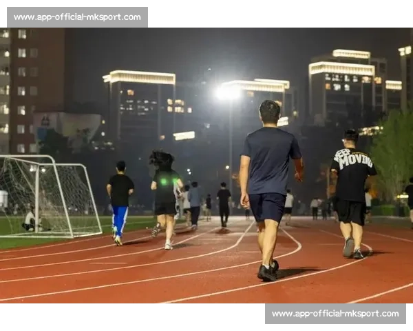 洪州大桥见证万人双向奔赴 南昌夜跑点燃全城热恋